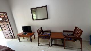 Queen Zee Garden Apartments - 1