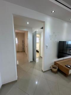 Family Sea View Escape | 3BR + Shelter Room - Aschdod - 6