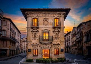 Haro Palace | Wine | Gym | Pool | Cinema | Piano - 0