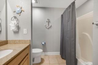Crystal Tower 1906 by Vacation Homes Collection - 1
