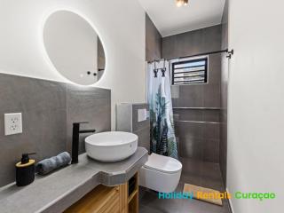 Villa With Private Pool & Garden Jan Thiel - 3