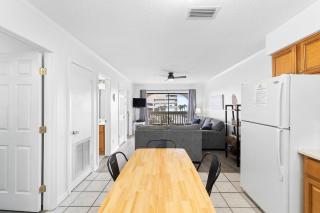 Las Palmas 221 by Vacation Homes Collection - 1