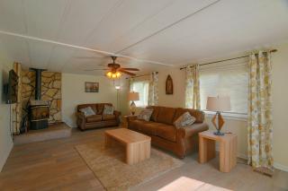 Gateway to Yellowstone! Blackfoot Home w/ Yard - 0