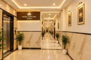 Hotel Lotus Arc NEAR IGI AIRPORT - 1