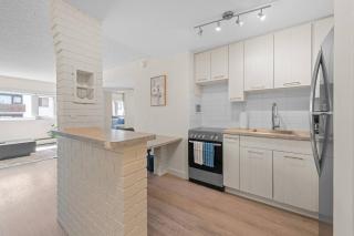 The Getaway • 2BR • Parking • AC • Mins to DT - 7