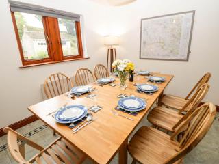 Stone Lily Cottage - 3