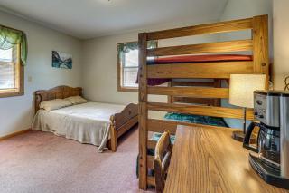 Family Fun! Bliss Studio w/ Lake & Trail Access - 6