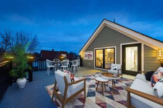 Luxury 6BR Townhome Duplex - Family Stay - 6
