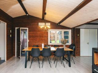 6 person holiday home in Glesborg - 2