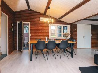 6 person holiday home in Glesborg - 1