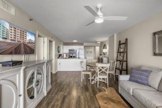 Harbour Place 413 by Vacation Homes Collection - 1