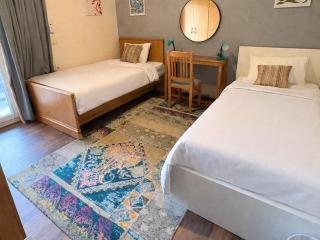 Stylish Vintage Charm 2BR in Compound - only families & single travelers - 8