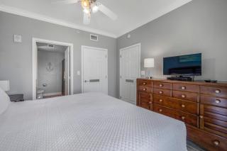 Crystal Tower 1906 by Vacation Homes Collection - 4