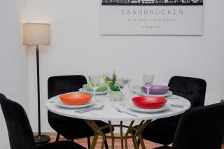 NestlyStay - City Apartment- Free Parking - Balkon - 3