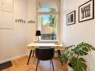 Luxury Prague Stay with Private Terrace - 6