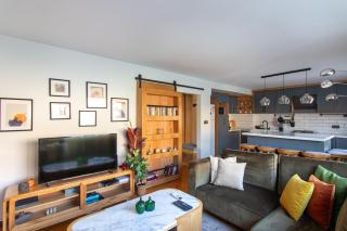 Stylish & Dreamy 2BR Flat in Moda - 3