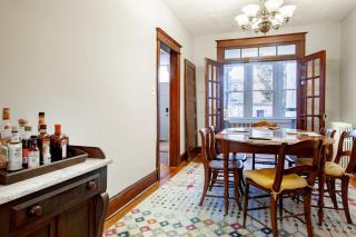 The E St Retreat Lovely 3-BR Nestled between H St & Eastern Market - 5