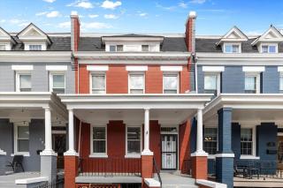 Family & Group Trips to DC - 4-BR Close to METRO - 6