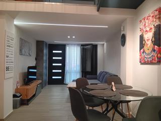Loft of e-smile FAMILY - 8