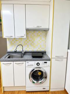 4Hongdae, Itaewon 15 minutes, Mangwon Market, Hapjeong, Single Room - 1