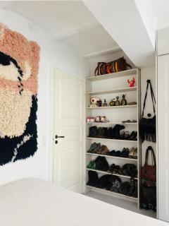 Raw and stylish apartment in a quiet courtyard - 2