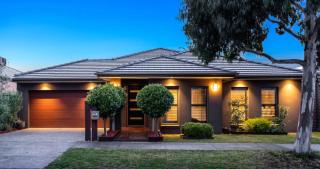 Spacious Cozy 4BR Family Retreat |Theatre, Sunroom - 0