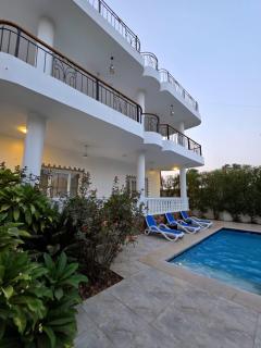 Villa luxor - 1