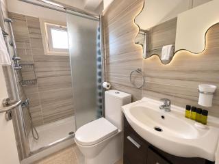 Budjet Beachside Apartment - 9