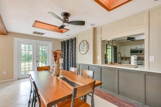 Home w/ Game Room Near Downtown New Port Richey - 9