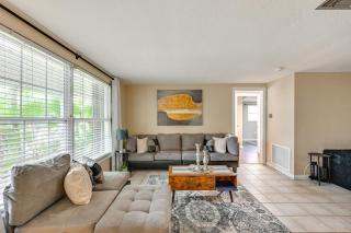Home w/ Game Room Near Downtown New Port Richey - 0