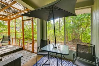 Home w/ Game Room Near Downtown New Port Richey - 8