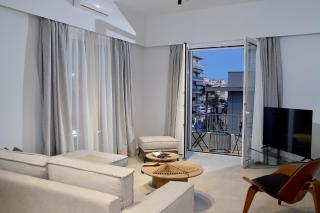 PJ Marina Zeas Azure Residence - 5