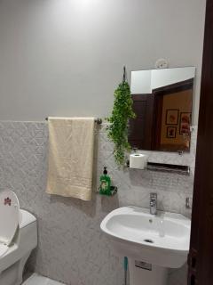 Modern Flat in Lahore - 9