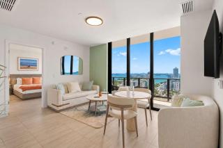 Miami Beach Penthouse Ocean & Bay Views with Balcony - 0