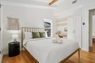 Trendy Remodeled Home by SoCo w Nice Outdoor Space - 8