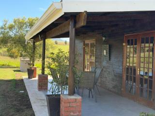 Finningley Farms Self-Catering Farmstays - 4