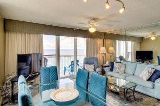 Steps to Beach 18th-Floor Condo, 3 Pools in Destin - 0