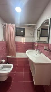 Reine Apt - 2