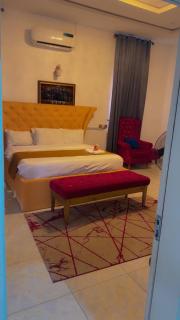 Feel Good Home and Lounge 1 - 3