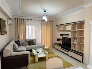 Elior Three Bedroom Apartment Near City Center - 0