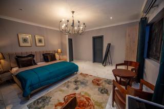 The Olive Villa-Magnificent 10 Bedroom Luxury Villa - 4