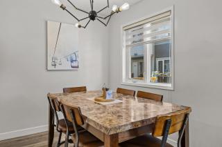Mountain Retreat 3BR Walk to Downtown - 5