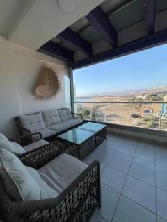 Appartement moderne avec une vue spectaculaire sur l océan - 0