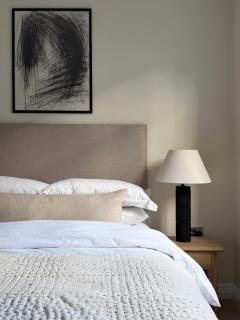 The Vault-2BR Central, EV parking, near Racecourse - 6