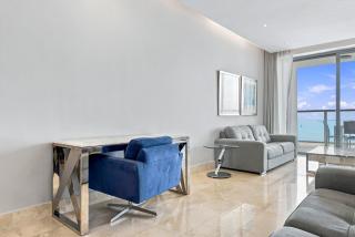 Yoo Panama with Ocean View, Personal Check-in, Gym & Pool - 2