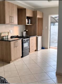 Lerato's Guesthouse - 1