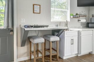 Boathouse Cabin at Horse Creek Retreat - 1