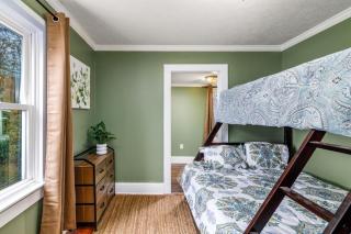 New River Gorge Cottage w Hot Tub, Fire Pit, Grill - 1