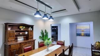 Residence Guest House, Bluff Hill - 1