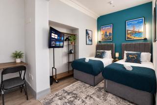 Cabana 4 - 3BR Flat with Patio & Private Entrance - 4